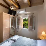 Villa Stone Hermione Kariá