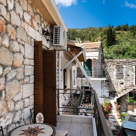 Villa Stone Hermione Kariá
